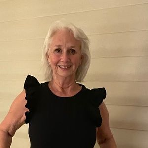 Meet your Posher, Leigh